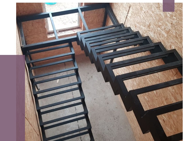 Демонтаж лестниц на металлокаркасе в Кунгуре от 7384 руб. за м²