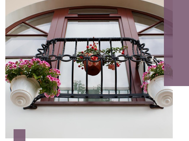 Изготовление и монтаж французских балконов в Кунгуре