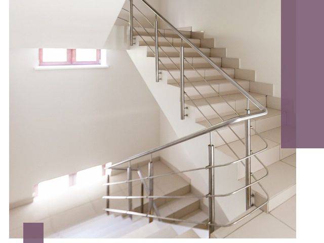 Установка и замена перил в подъезде в Кунгуре