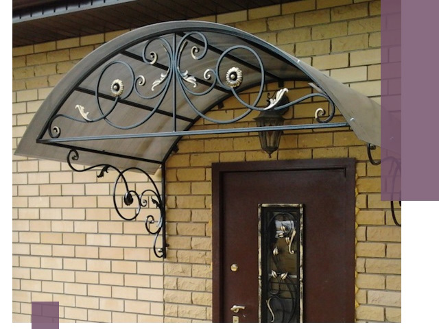 Изготовление козырьков из металла под ключ в Кунгуре