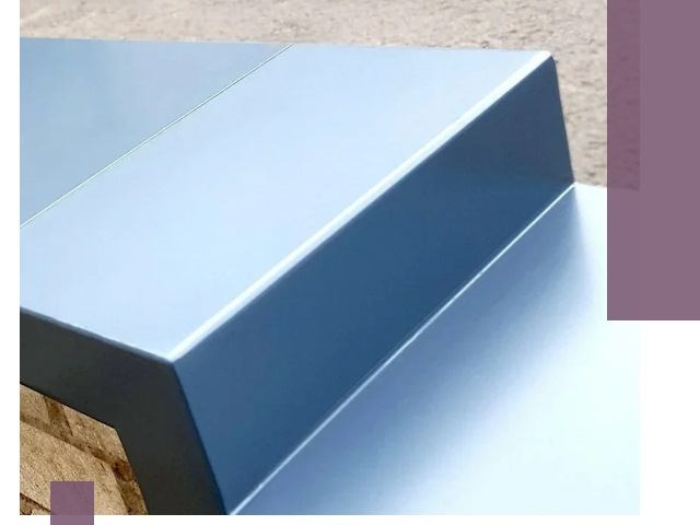 Крышки на парапет в Кунгуре: изготовление и монтаж под ключ